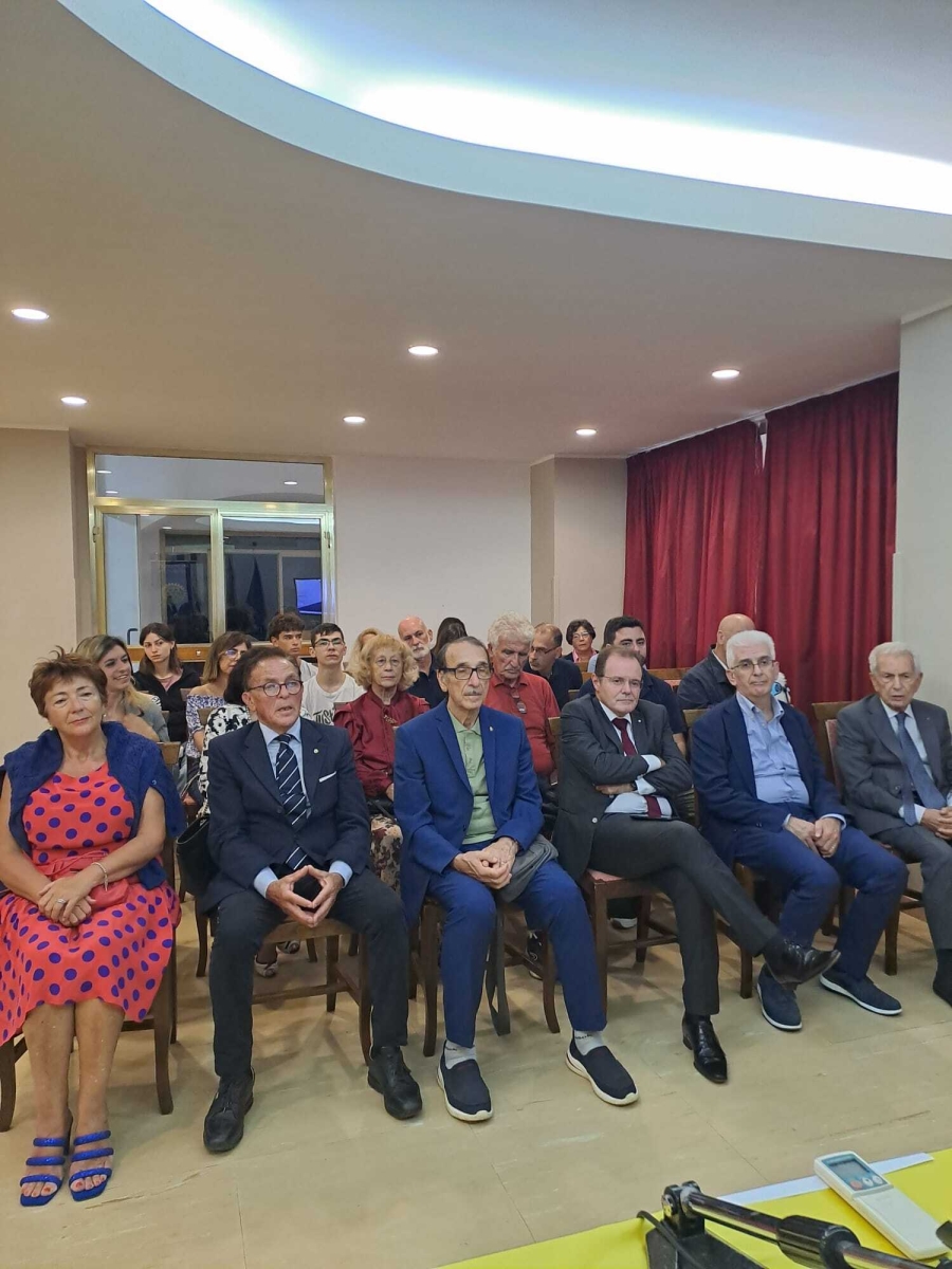 SCALEA. CELEBRATO IL MESE DELL’ALFABETIZZAZIONE E EDUCAZIONE DI BASE: SUCCESSO DEL ROTARY CLUB RIVIERA DEI CEDRI.